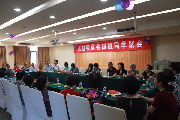 1511322792478031843.jpg 座谈会现场.jpg