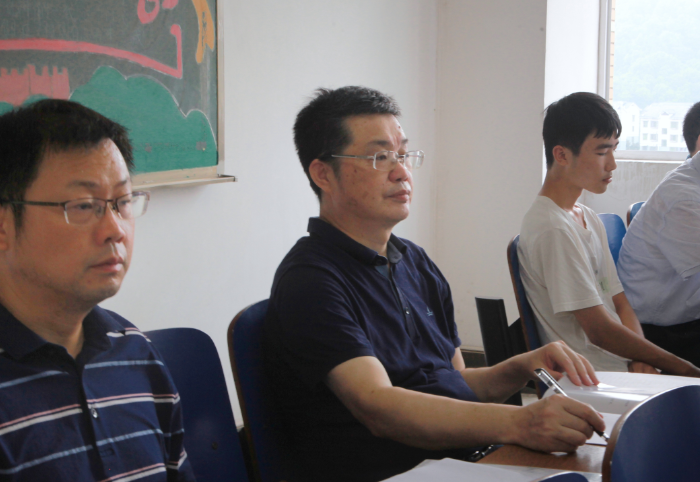 刘长庚听课.png